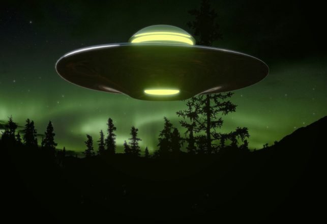 Group of Silent Glowing UFOs Filmed Over Wyoming