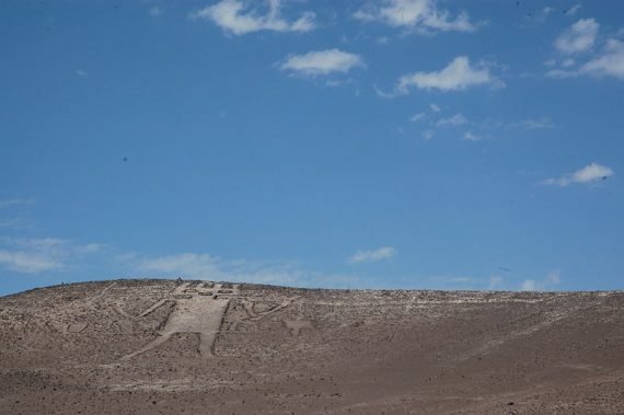 800px The Giant of Atacama 570x379