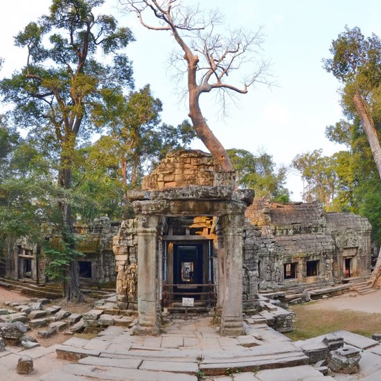 Ancient “Lost City” Of Khmer Empire Found Hidden In Cambodian Jungle