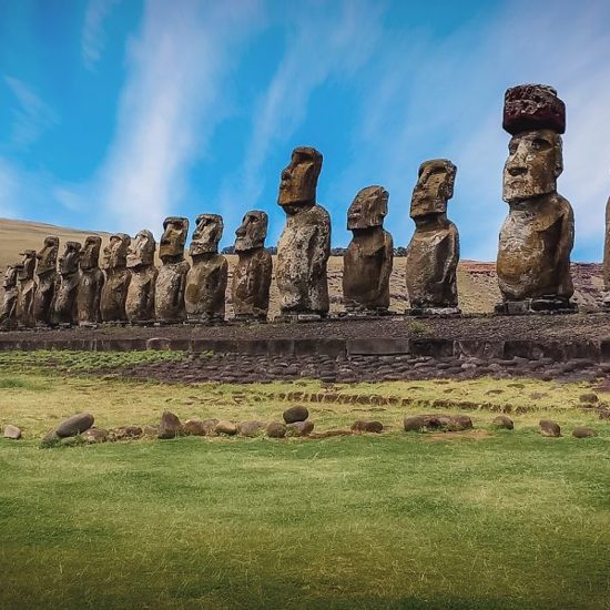 Science Proves Those Giant Easter Island Statues Helped Plants Grow