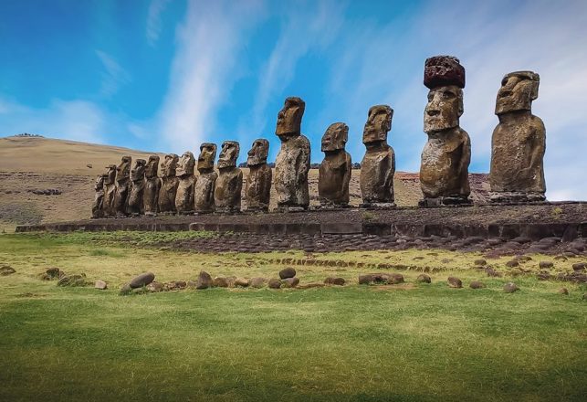 Science Proves Those Giant Easter Island Statues Helped Plants Grow