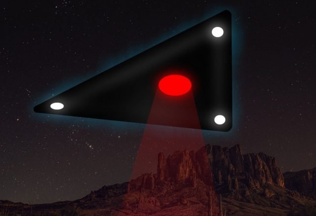 Triangle UFOs Filmed Over Texas and New York