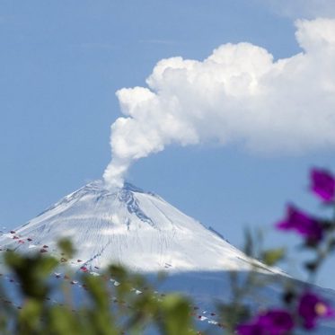 Another UFO Flying Over the Popocatepetl Volcano?
