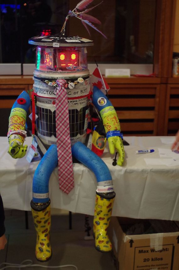 1200px Hitchbot Goes to the Fair 15844794490