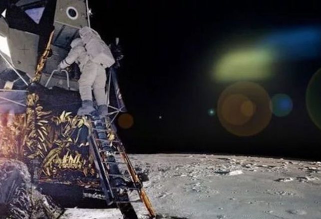 The Apollo Moon Missions: Aliens, UFOs, Anomalous Photos, and Cover-ups