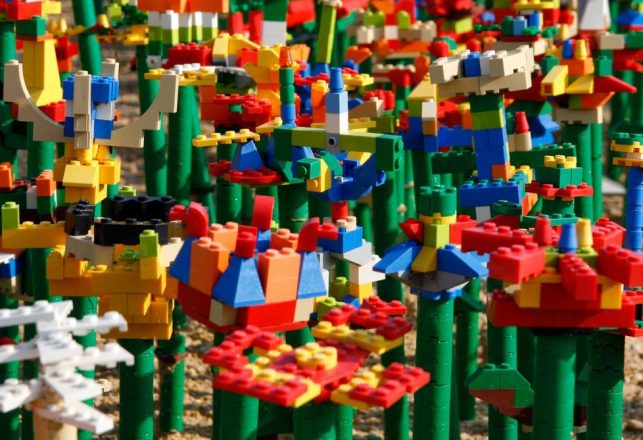 Rare View Shows How Stonehenge Stones Fit Together Like “Lego” Blocks