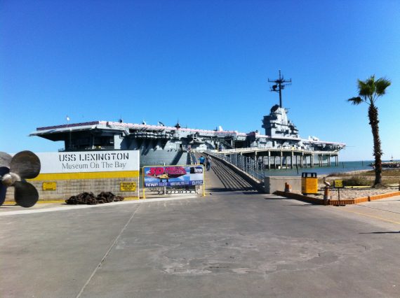 USS Lexington 570x426