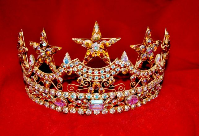 The “Haunted” Tiara That The Royal Family Refuses To Wear