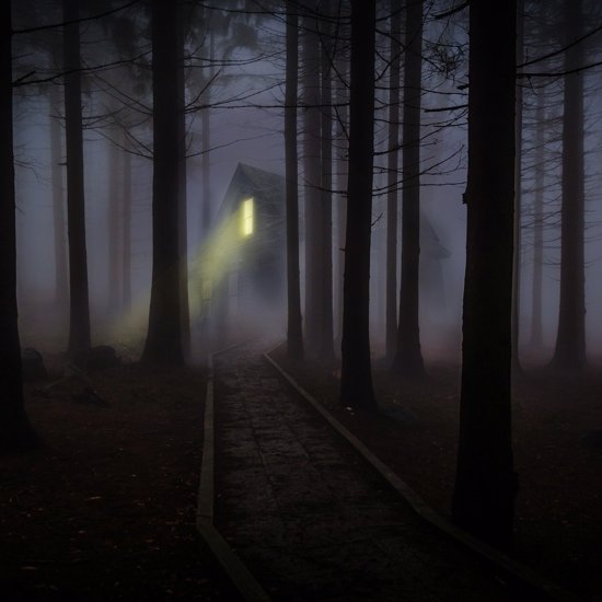 Most Americans Living In Haunted Houses Don’t Want To Sell Them