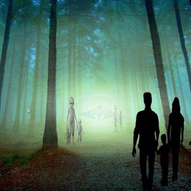 Abductee Claims Aliens Gave Her Warnings and Bruises