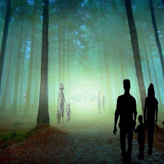 Abductee Claims Aliens Gave Her Warnings and Bruises