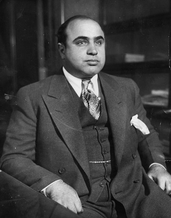 Al Capone 570x727