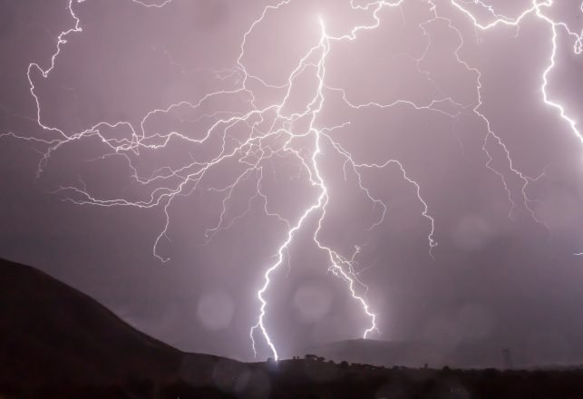 Lightning Strikes May Have Started Life on Earth