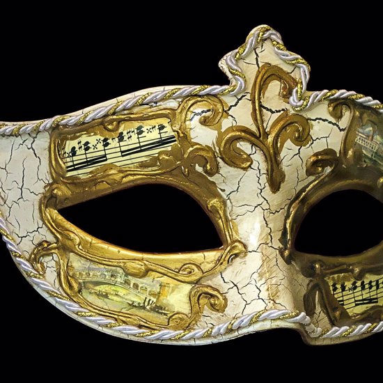 3,000-Year-Old Gold Mask Among Hundreds of Items Unearthed in Chinese “Sacrificial Pits”