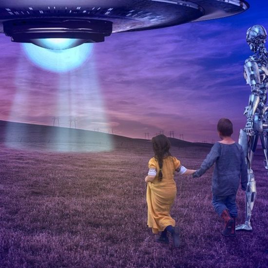 Looking at the Alien-Human “Hybrid” Controversy