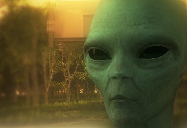 Actress Claims One Date With an ET and She’s Swearing Off Human Men Forever