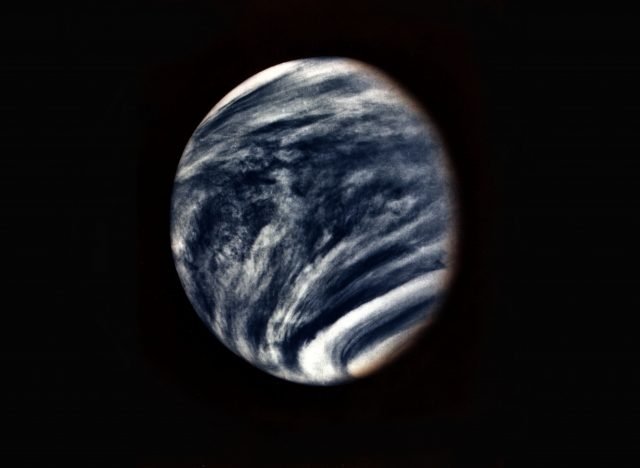 Venus 640x468