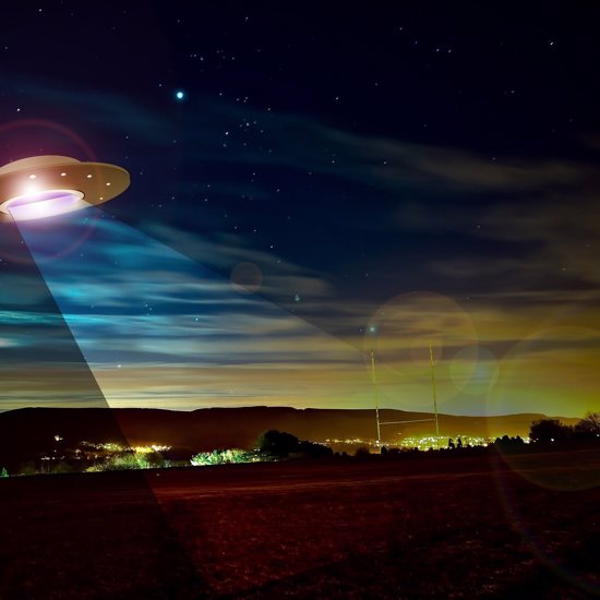 Canadians Reportedly Witness UFOs Three Times a Day