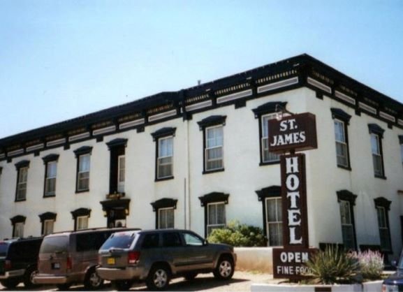 st james hotel restaurant 768x512 1
