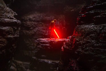 World’s First Working Retractable Lightsaber is Here