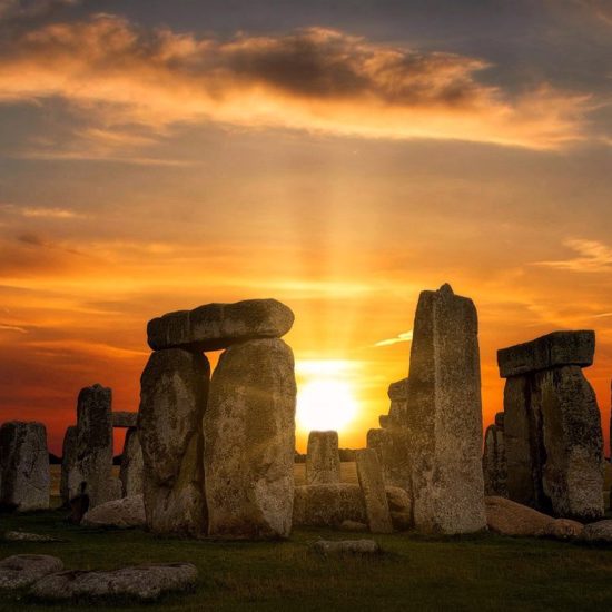 Archaeologist Show How Stonehenge is a Actually an Accurate Timekeeping System