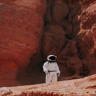 Elon Musk, Elton John & David Bowie Agree -- Life on Mars Will Be Difficult