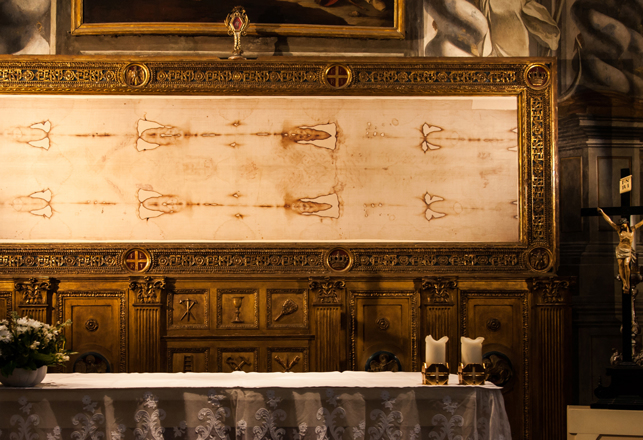 New X-Ray Technique May Have Proven Shroud of Turin is 2,000 Years Old 