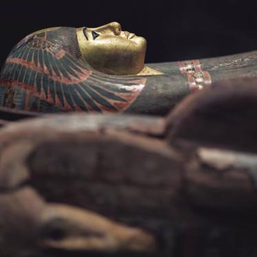 Two Golden Mummies Found - One Wrapped in Gold Leaf May Be Oldest Ever 