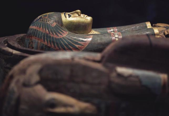 Two Golden Mummies Found - One Wrapped in Gold Leaf May Be Oldest Ever 