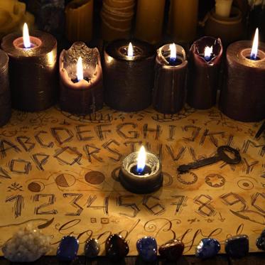 Ouija Board Users Keep Fainting - They May Be Using It Wrong
