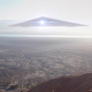 Aircraft Designer Says Triangle UFOs are Intelligent Machines From a Parallel Universe