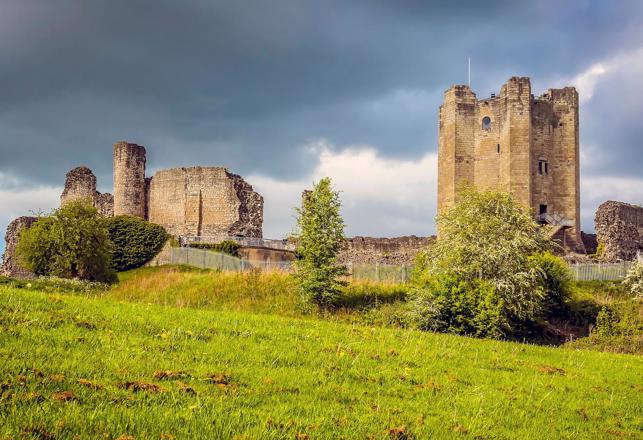 Photos and Stories of Saxon Soldier Haunting England's Conisbrough Castle