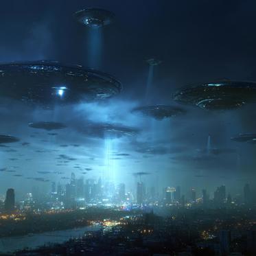 Strange Lights, Abductions, and Close Encounters: The “Forgotten” UFO Waves!